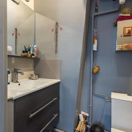 Trendy Flat In The Center Of Paris